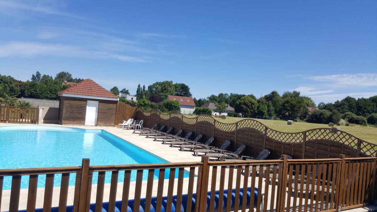 Le Village Du Phare Gouville-sur-Mer Exterior photo