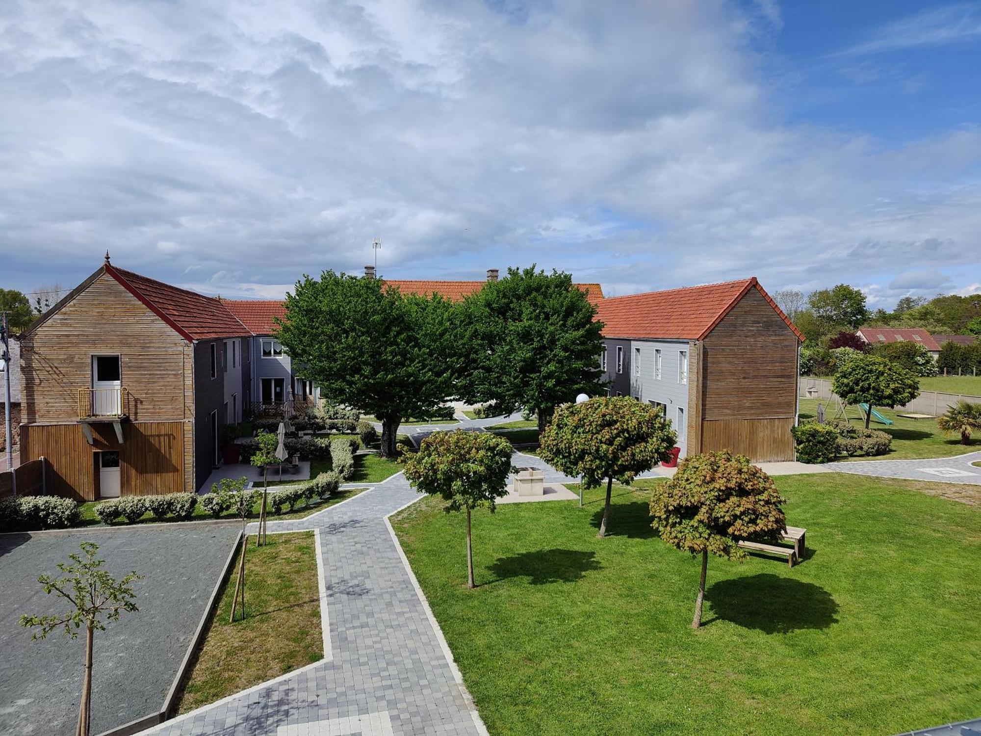 Le Village Du Phare Gouville-sur-Mer Exterior photo